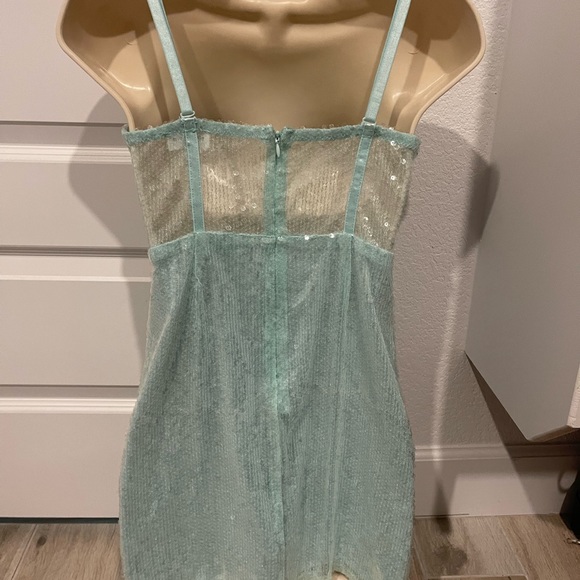 REVOLVE DRESS - Picture 6 of 6